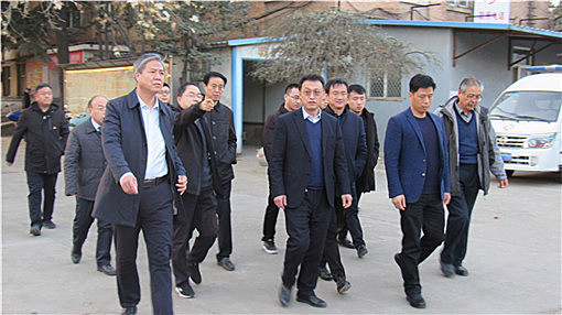 省发改委视察总院住院大楼建设.jpg